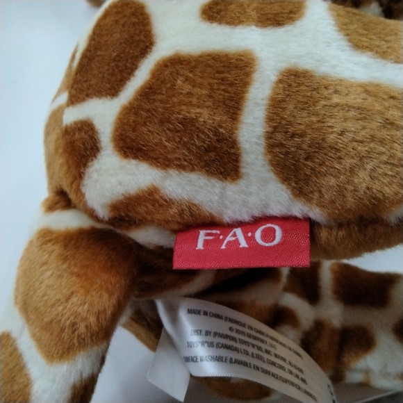 FAO SCHWARZ Toys R Us Geoffrey Giraffe Large 24” Plush Stuffed Animal Toy - Picture 14 of 15
